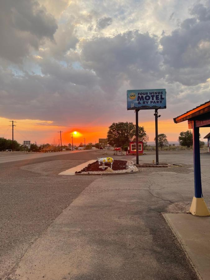 Four Winds Motel & Rv Park Carrizozo Dış mekan fotoğraf